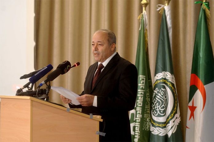 وزير الاتصال