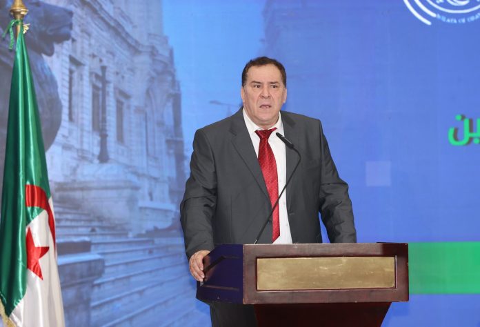 وزير الاتصال محمد مزيان