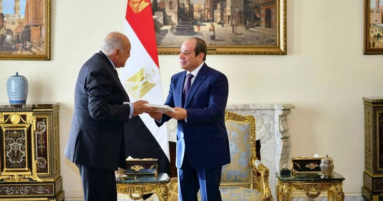 أحمد عطاف يستقبل من قبل الرئيس المصري عبد الفتاح السيسي
