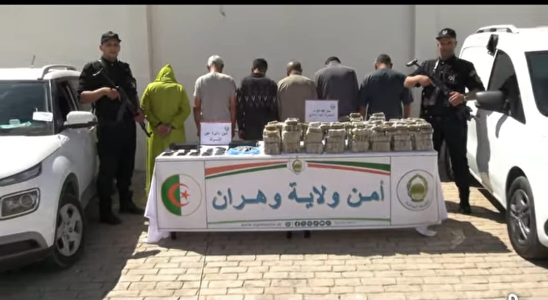 وهران: حجز 80 كلغ من الكيف المعالج قادمة من المغرب