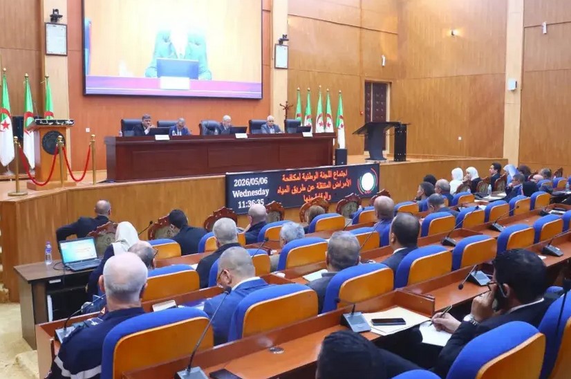 وفد عن اللجنة الوطنية للوقاية من الأمراض المتنقلة عن طريق المياه في زيارة عمل وتفقد إلى عدد من الولايات